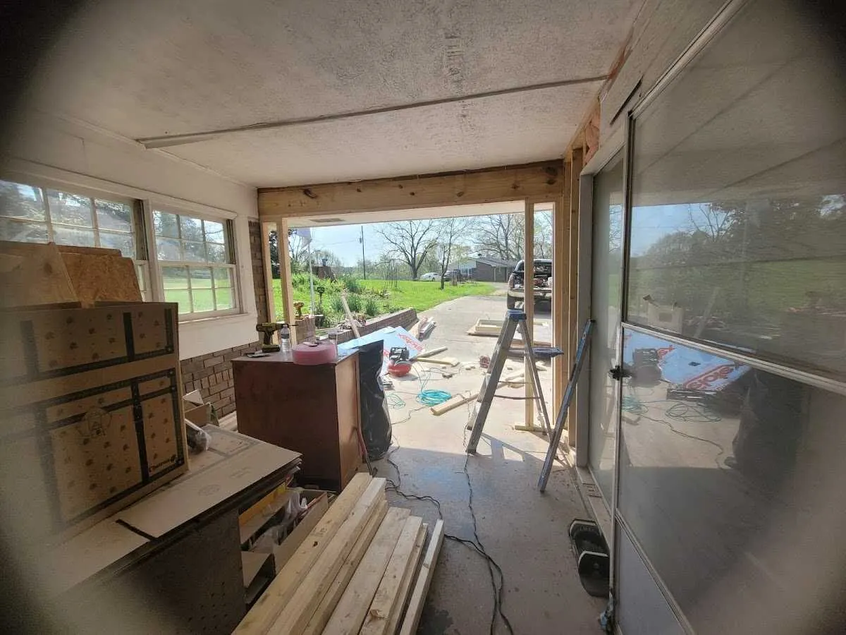 Air movers and dehumidifier for Water Mitigation Services in Bee Cave